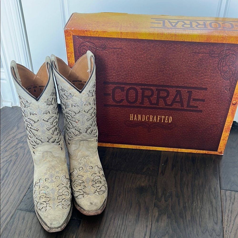 Corral Handcrafted Cream Western Boots
